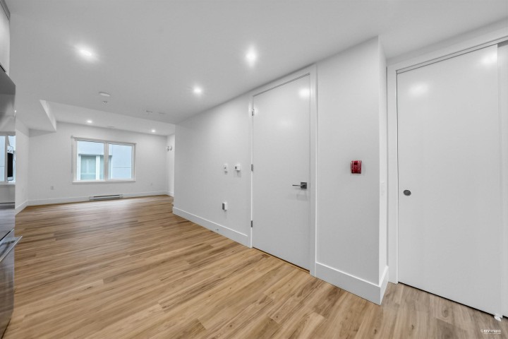 Photo 17 at 2071 E 1st Avenue, Grandview Woodland, Vancouver East