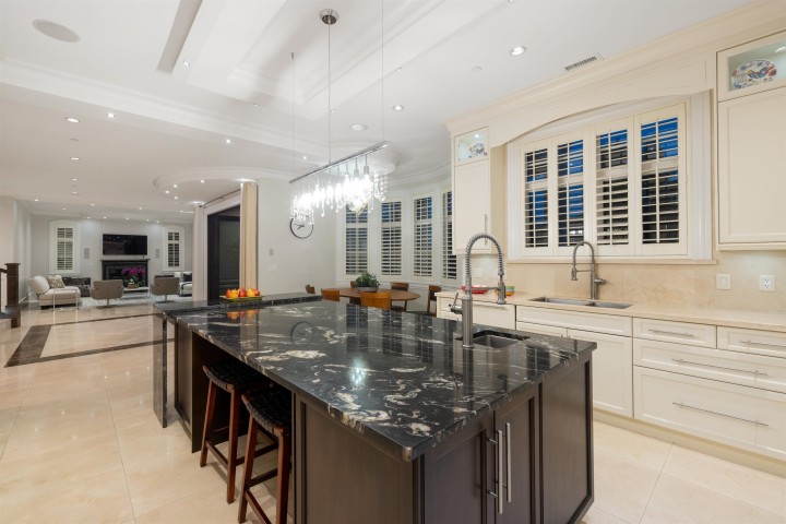 Photo 18 at 2912 Mathers Avenue, Altamont, West Vancouver