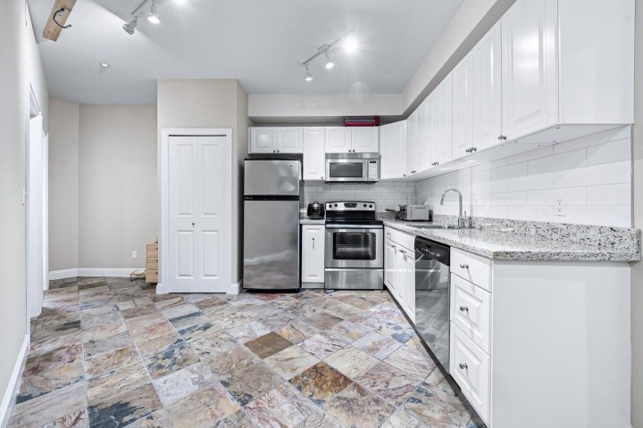 Photo 27 at 1605 Chippendale Road, Canterbury WV, West Vancouver