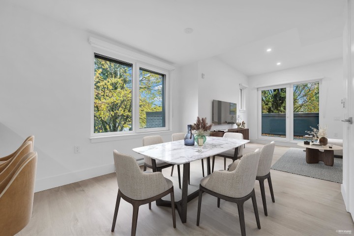 Photo 2 at 1685 Lakewood Drive, Grandview Woodland, Vancouver East