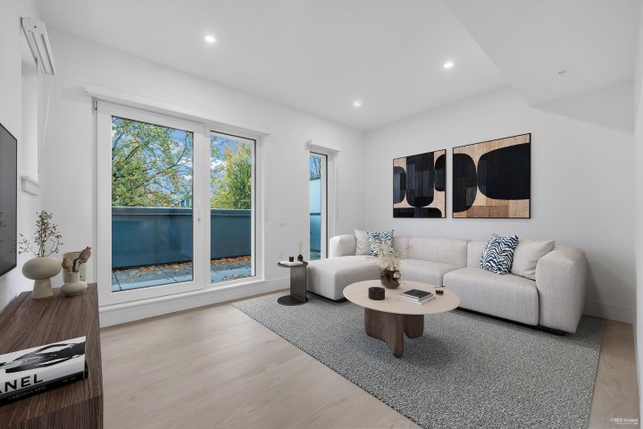 Photo 6 at 1685 Lakewood Drive, Grandview Woodland, Vancouver East