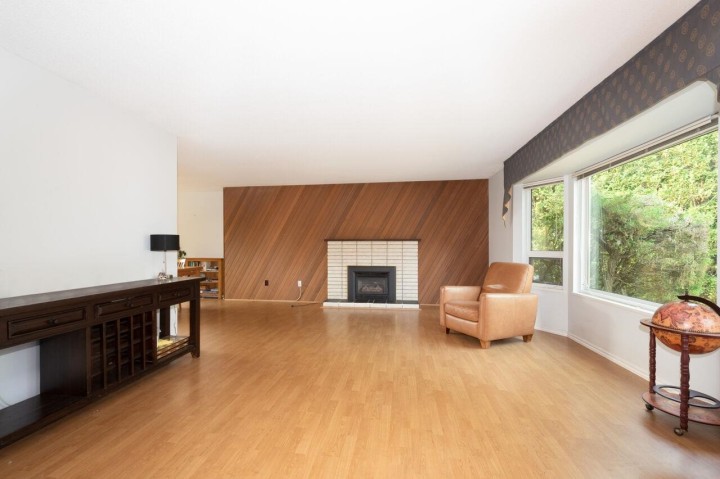 Photo 8 at 1285 Lucking Place, Westlynn, North Vancouver