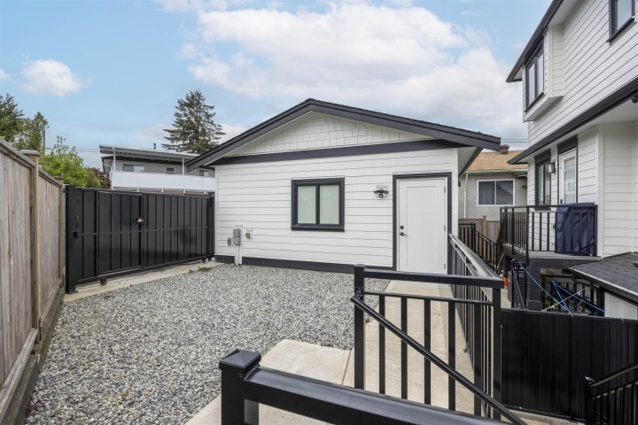 Photo 21 at 4541 Hoy Street, Collingwood VE, Vancouver East