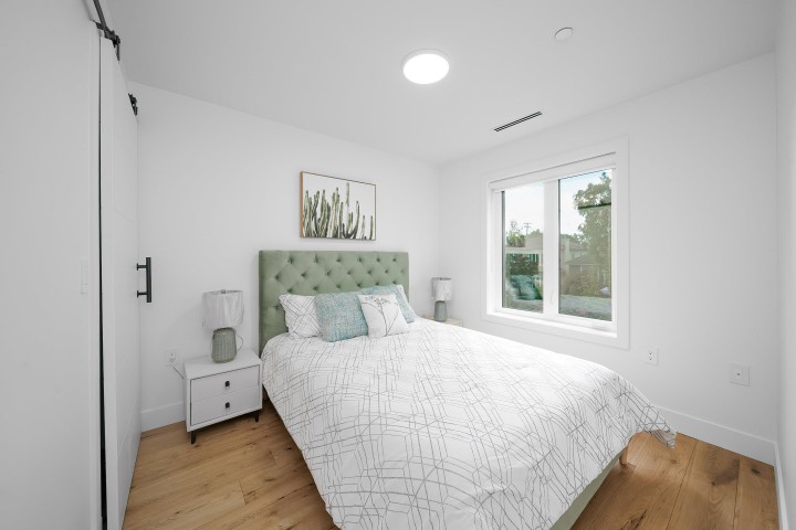 Photo 16 at 1 - 2777 E 27th Avenue, Renfrew Heights, Vancouver East