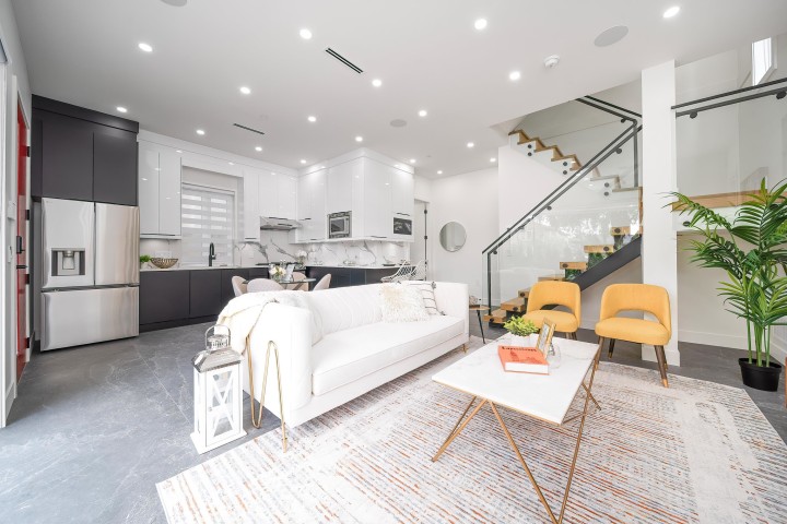 Photo 5 at 1 - 2777 E 27th Avenue, Renfrew Heights, Vancouver East