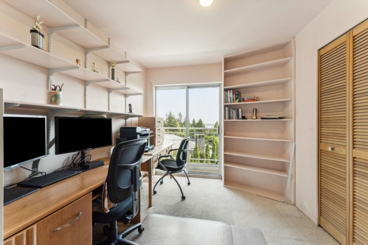 Photo 13 at 2735 Skilift Place, Chelsea Park, West Vancouver