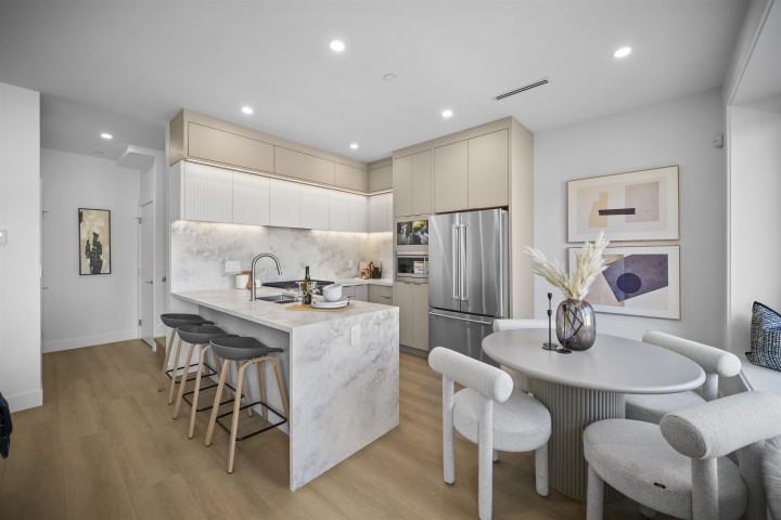 Photo 5 at 2 - 3563 E 25th Avenue, Renfrew Heights, Vancouver East