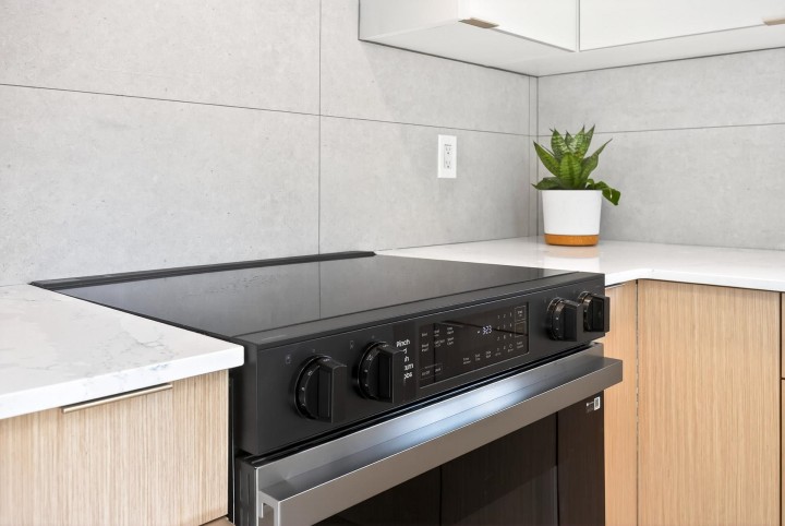 Photo 17 at 1368 E 7th Avenue, Grandview Woodland, Vancouver East