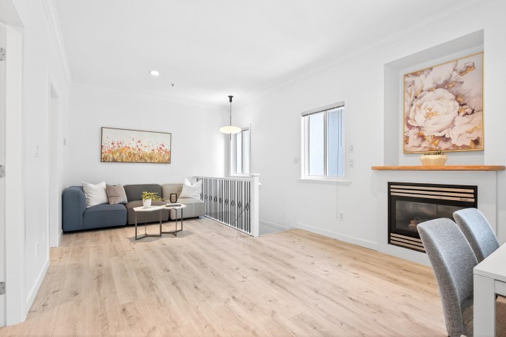 Photo 3 at 1368 E 7th Avenue, Grandview Woodland, Vancouver East