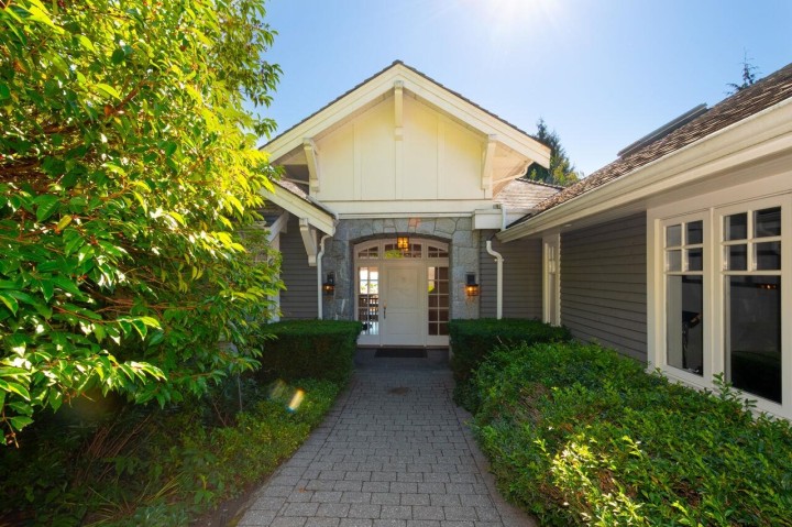 Photo 4 at 4659 Woodgreen Drive, Cypress Park Estates, West Vancouver