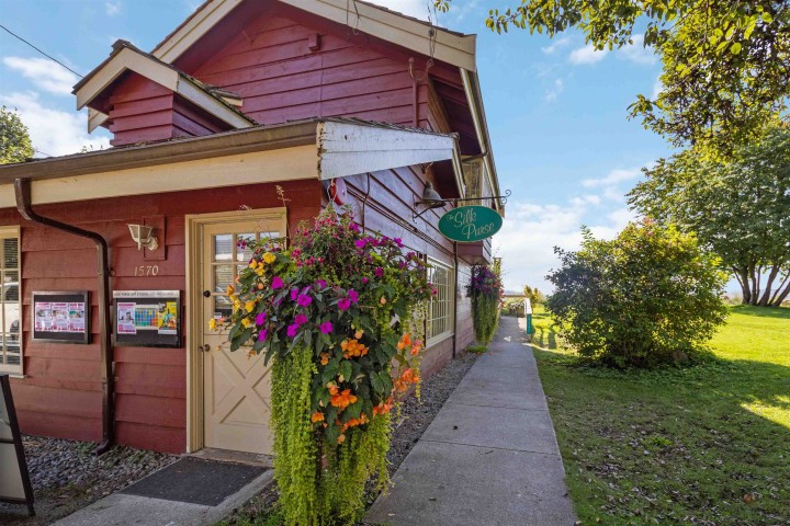 Photo 31 at 802 - 1455 Duchess Avenue, Ambleside, West Vancouver