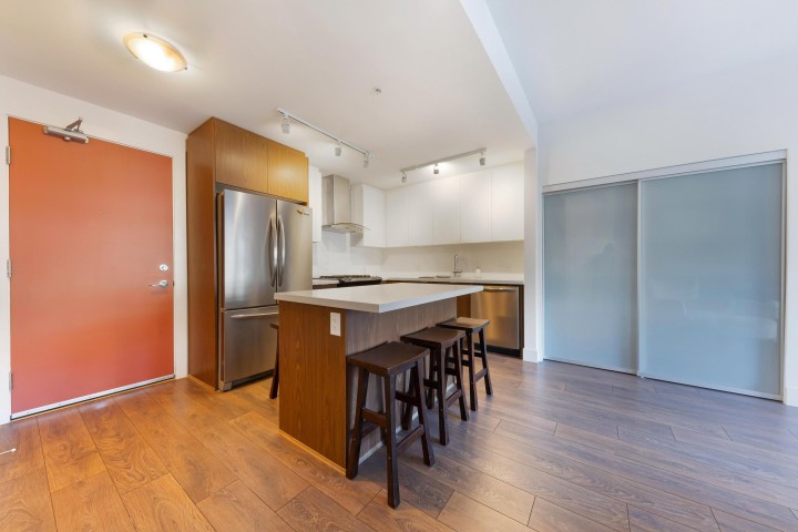 Photo 12 at 305 - 3602 Aldercrest Drive, Roche Point, North Vancouver