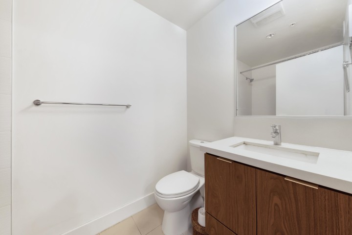 Photo 22 at 305 - 3602 Aldercrest Drive, Roche Point, North Vancouver