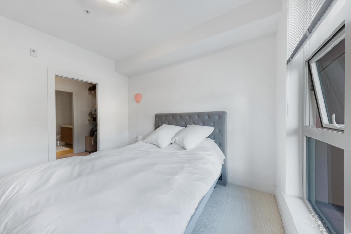 Photo 19 at 305 - 3602 Aldercrest Drive, Roche Point, North Vancouver