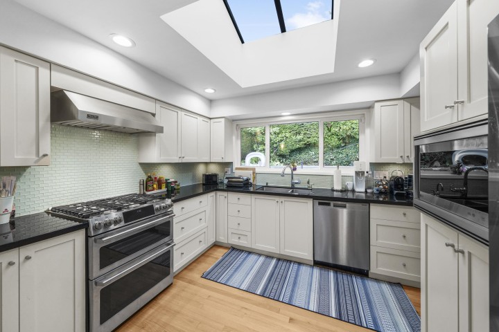 Photo 11 at 5154 Ranger Avenue, Canyon Heights NV, North Vancouver