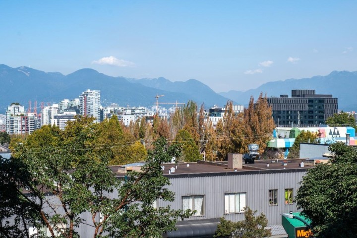 Photo 17 at 311 - 2515 Ontario Street, Mount Pleasant VW, Vancouver West