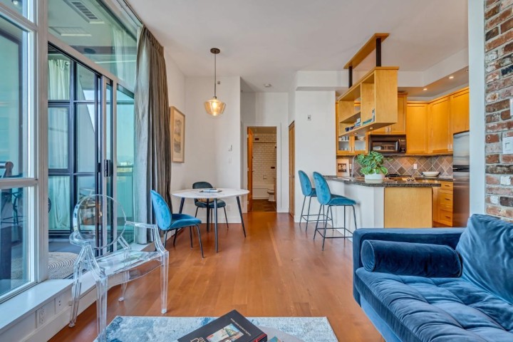 Photo 5 at 311 - 2515 Ontario Street, Mount Pleasant VW, Vancouver West