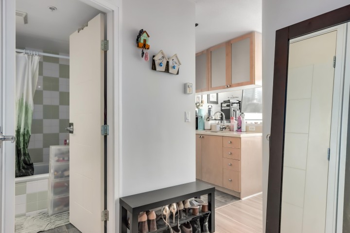 Photo 2 at 1406 - 1003 Burnaby Street, West End VW, Vancouver West