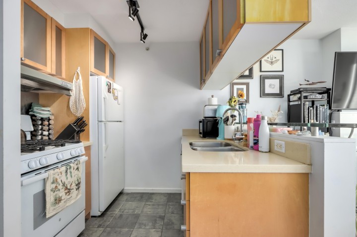 Photo 17 at 1406 - 1003 Burnaby Street, West End VW, Vancouver West