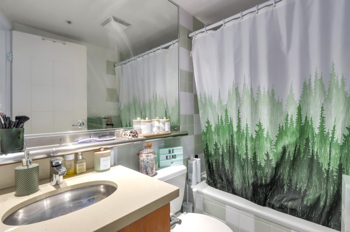 Photo 22 at 1406 - 1003 Burnaby Street, West End VW, Vancouver West