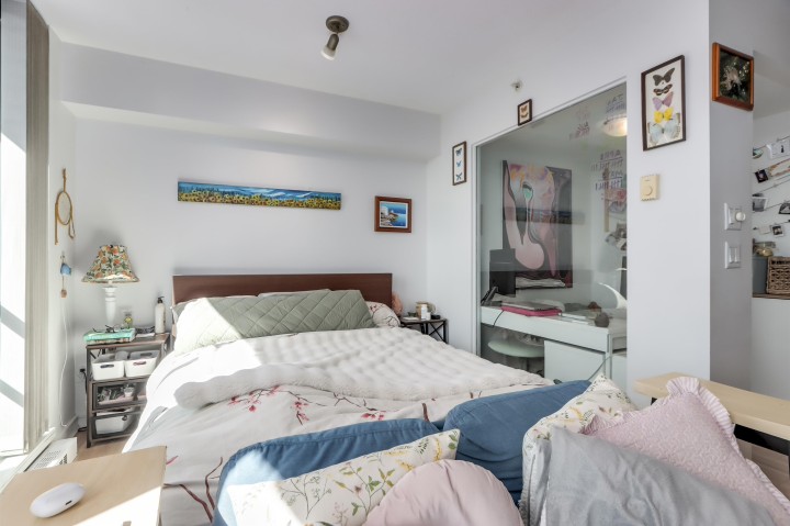 Photo 9 at 1406 - 1003 Burnaby Street, West End VW, Vancouver West