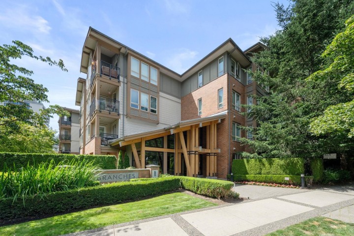 Photo 1 at 204 - 1111 E 27th Street, Lynn Valley, North Vancouver