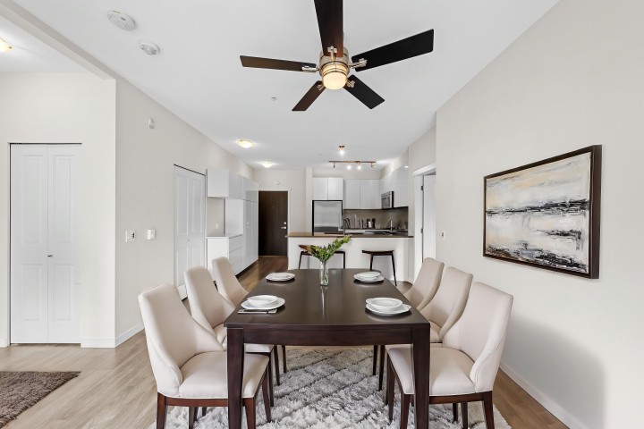 Photo 1 at 101 - 2665 Mountain Highway, Lynn Valley, North Vancouver