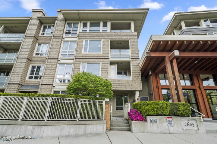 Photo 5 at 101 - 2665 Mountain Highway, Lynn Valley, North Vancouver