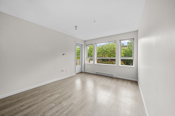 Photo 34 at 101 - 2665 Mountain Highway, Lynn Valley, North Vancouver