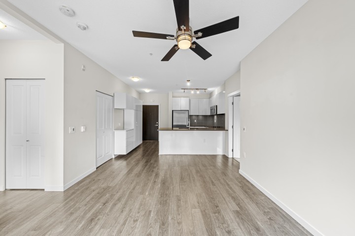 Photo 11 at 101 - 2665 Mountain Highway, Lynn Valley, North Vancouver