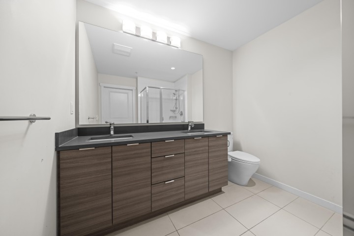 Photo 19 at 101 - 2665 Mountain Highway, Lynn Valley, North Vancouver