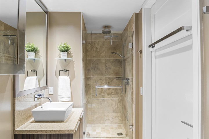 Photo 22 at 709 - 77 Walter Hardwick Avenue, False Creek, Vancouver West