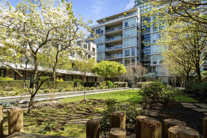 Photo 36 at 709 - 77 Walter Hardwick Avenue, False Creek, Vancouver West