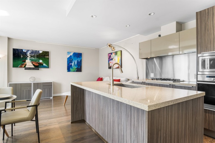 Photo 8 at 709 - 77 Walter Hardwick Avenue, False Creek, Vancouver West