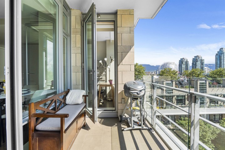 Photo 25 at 709 - 77 Walter Hardwick Avenue, False Creek, Vancouver West