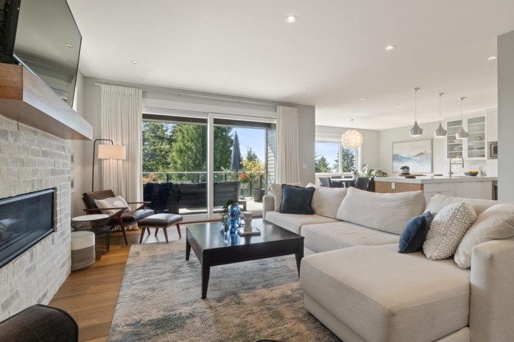 Photo 3 at 291 Monteray Avenue, Upper Delbrook, North Vancouver