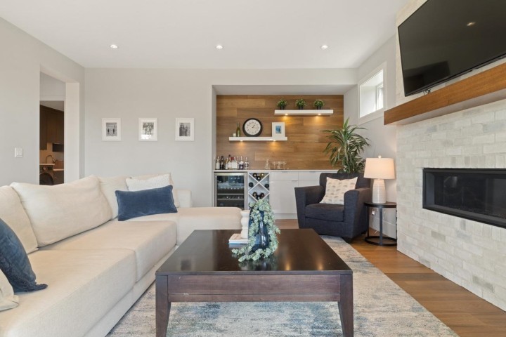 Photo 4 at 291 Monteray Avenue, Upper Delbrook, North Vancouver