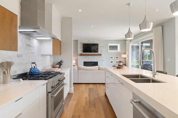 Photo 8 at 291 Monteray Avenue, Upper Delbrook, North Vancouver