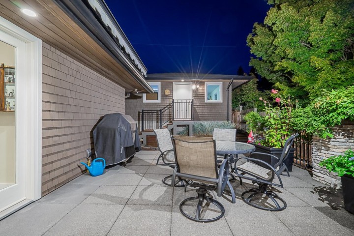Photo 23 at 1425 Palmerston Avenue, Ambleside, West Vancouver