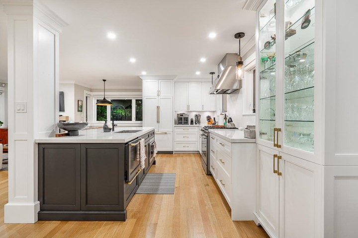 Photo 6 at 1425 Palmerston Avenue, Ambleside, West Vancouver