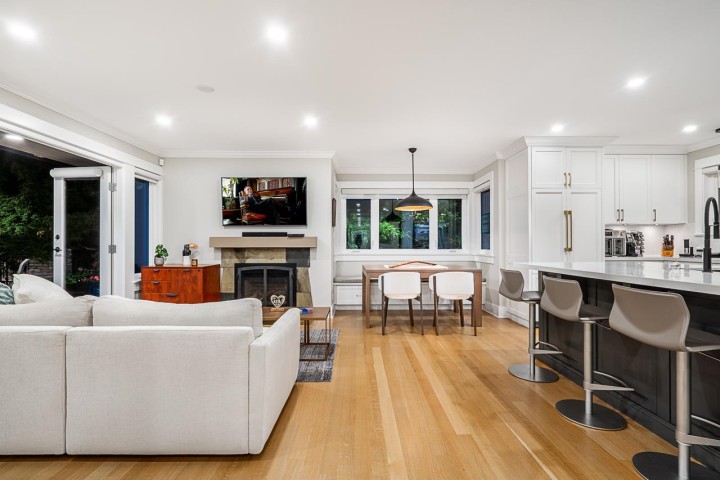 Photo 9 at 1425 Palmerston Avenue, Ambleside, West Vancouver