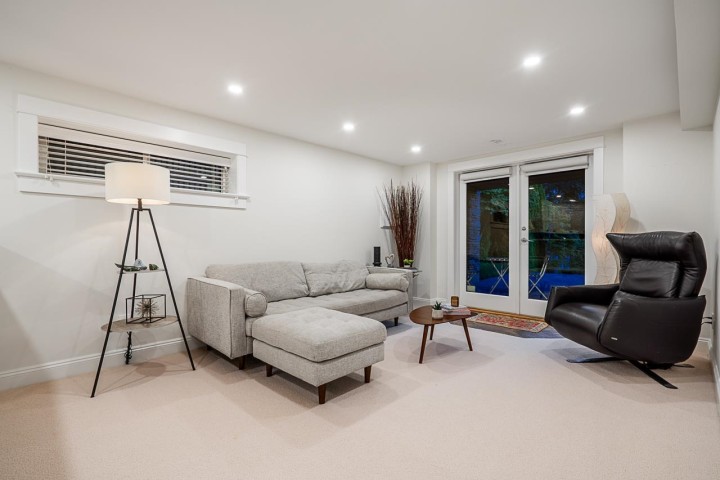 Photo 19 at 1425 Palmerston Avenue, Ambleside, West Vancouver