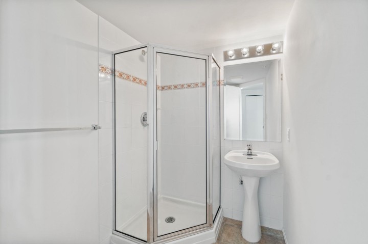 Photo 22 at 707 - 2763 Chandlery Place, South Marine, Vancouver East