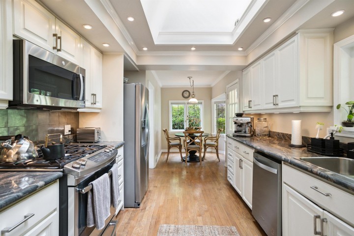 Photo 5 at 2616 Haywood Avenue, Dundarave, West Vancouver