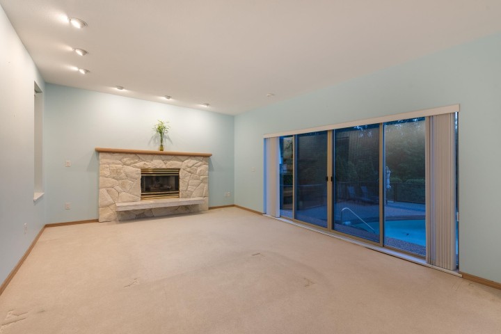 Photo 12 at 4779 Woodley Drive, Cypress Park Estates, West Vancouver