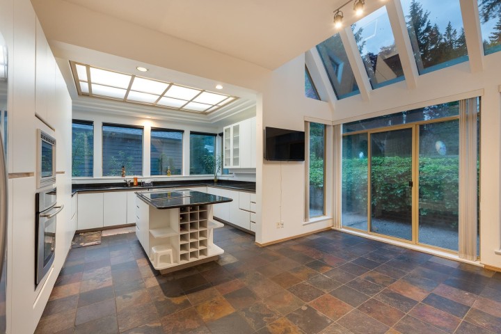 Photo 7 at 4779 Woodley Drive, Cypress Park Estates, West Vancouver