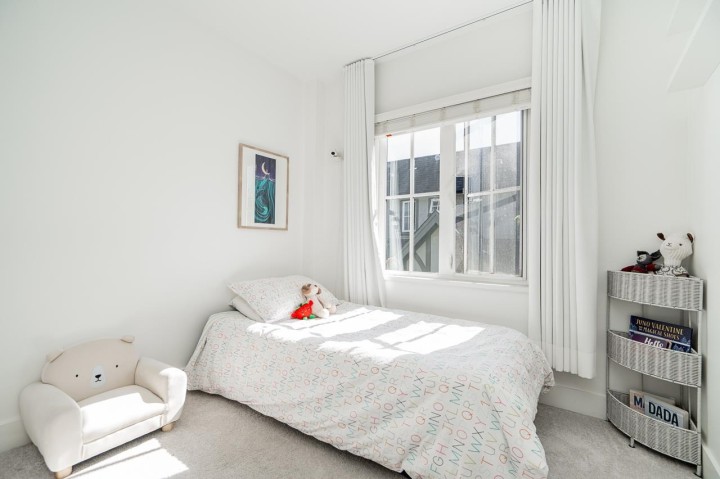 Photo 9 at 2606 Quebec Street, Mount Pleasant VE, Vancouver East