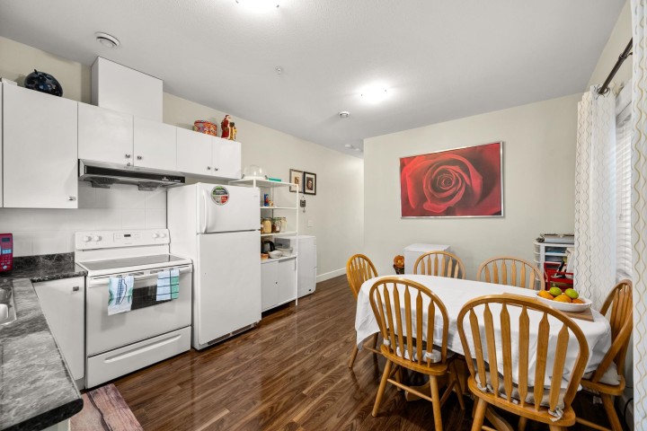 Photo 17 at 2643 E 8th Avenue, Renfrew VE, Vancouver East