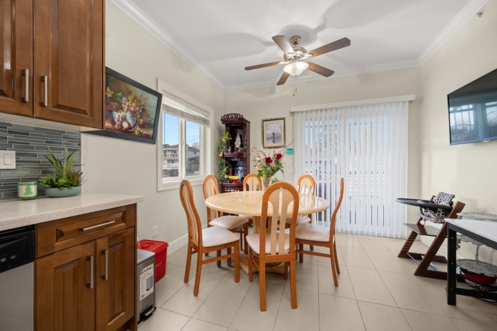 Photo 16 at 2643 E 8th Avenue, Renfrew VE, Vancouver East