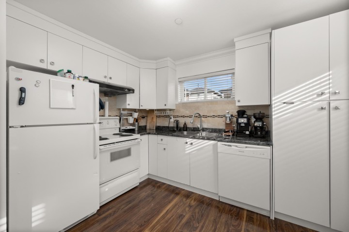 Photo 30 at 2643 E 8th Avenue, Renfrew VE, Vancouver East